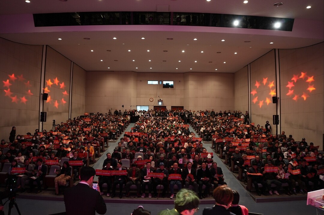 디지털 시대, 한 사람의 삶이 시(詩)가 되다