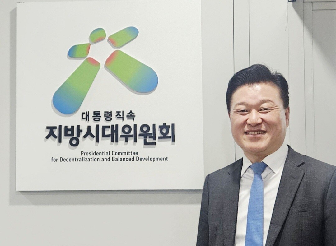 신용한 충북도지사 민주당 후보 선출돼